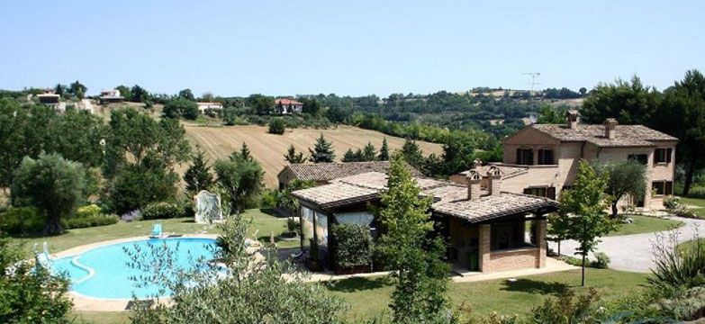 Luxury villas in Italy